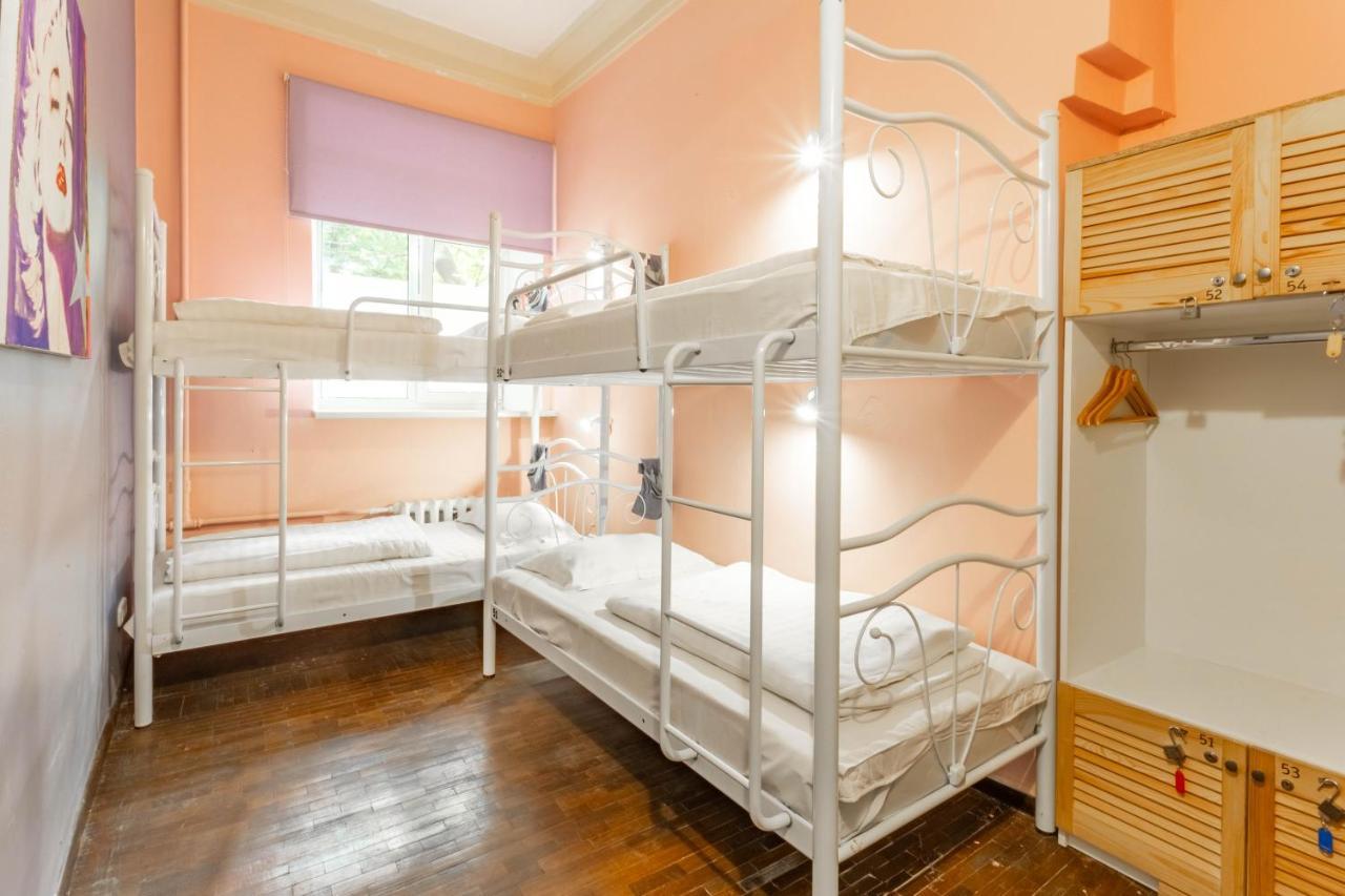 Garis Factory Hostel Kiev Eksteriør bilde