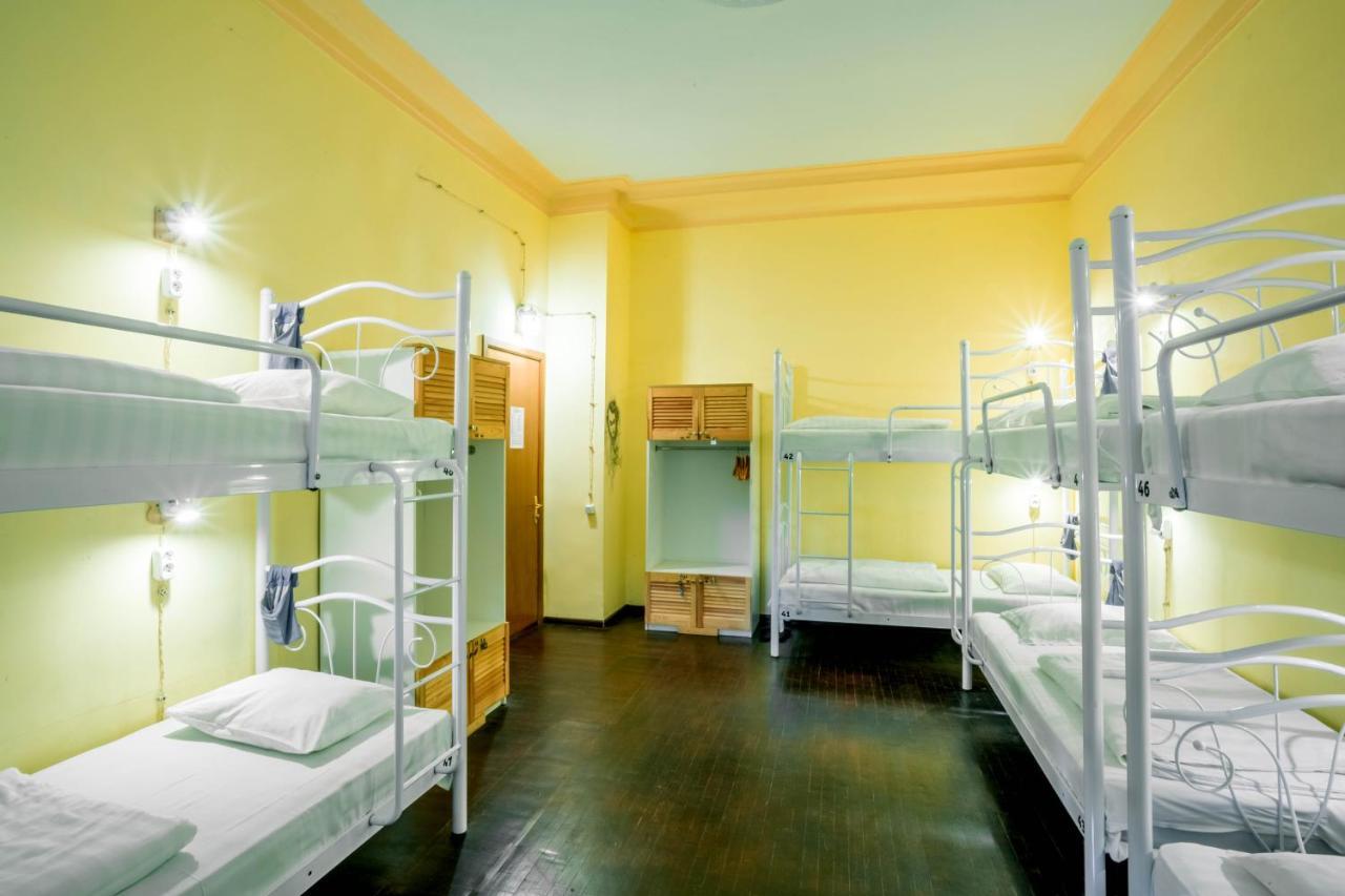 Garis Factory Hostel Kiev Eksteriør bilde